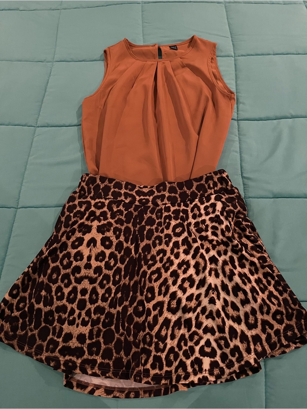 Womens Rust Sleeveless Top with Leopard Print SKORT Set.